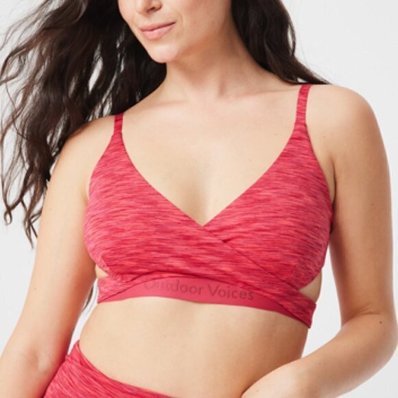 Outdoor Voices FreeForm Flow Low Coverage Bra Rose Garden Red Size XS NWT - Picture 1 of 7